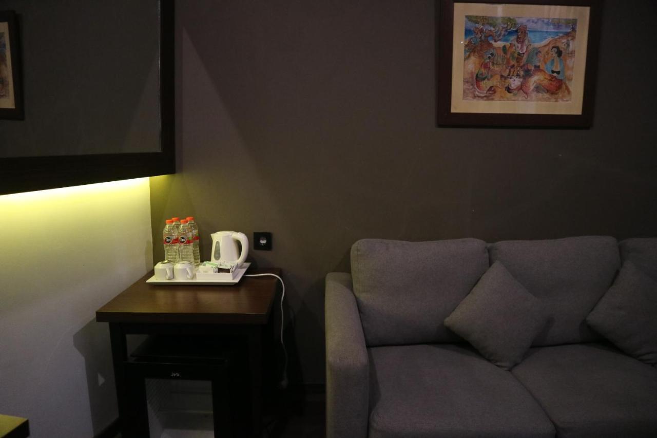 Amanuba Hotel & Resort Rancamaya Bogor Extérieur photo