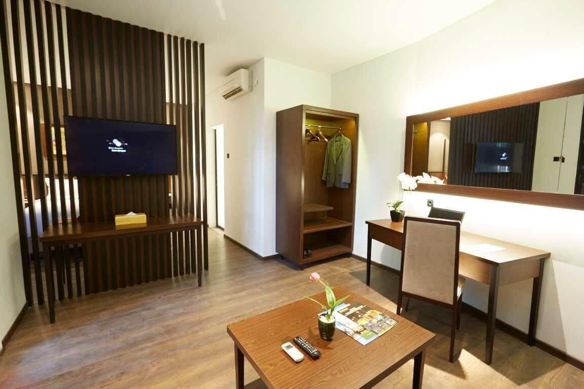 Amanuba Hotel & Resort Rancamaya Bogor Extérieur photo