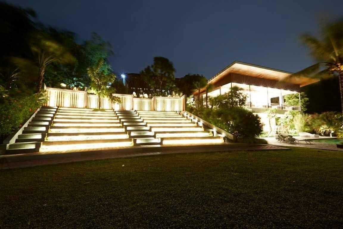 Amanuba Hotel & Resort Rancamaya Bogor Extérieur photo
