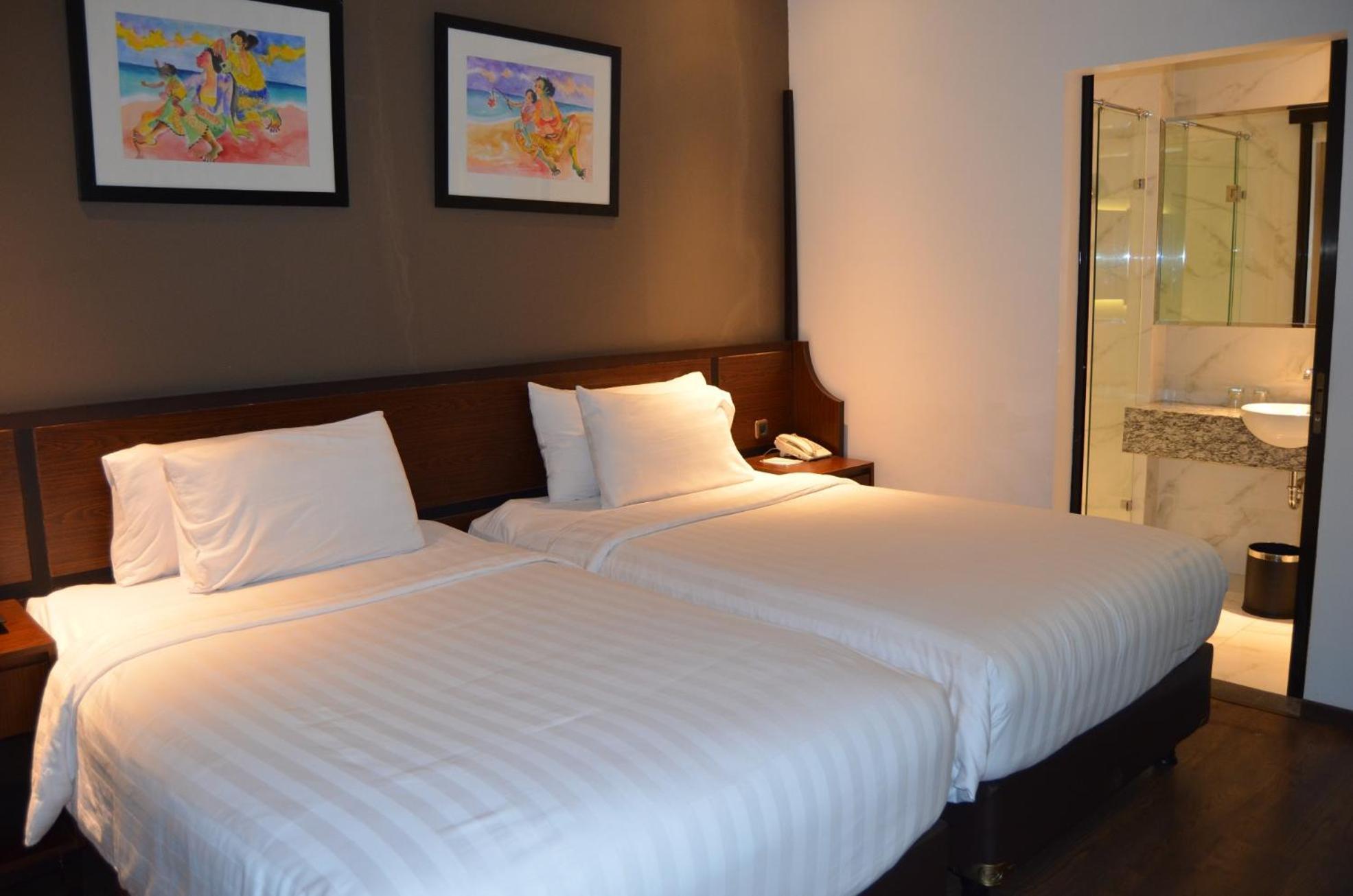 Amanuba Hotel & Resort Rancamaya Bogor Extérieur photo