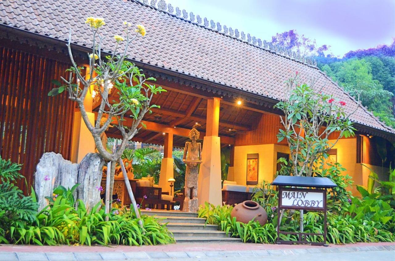 Amanuba Hotel & Resort Rancamaya Bogor Extérieur photo
